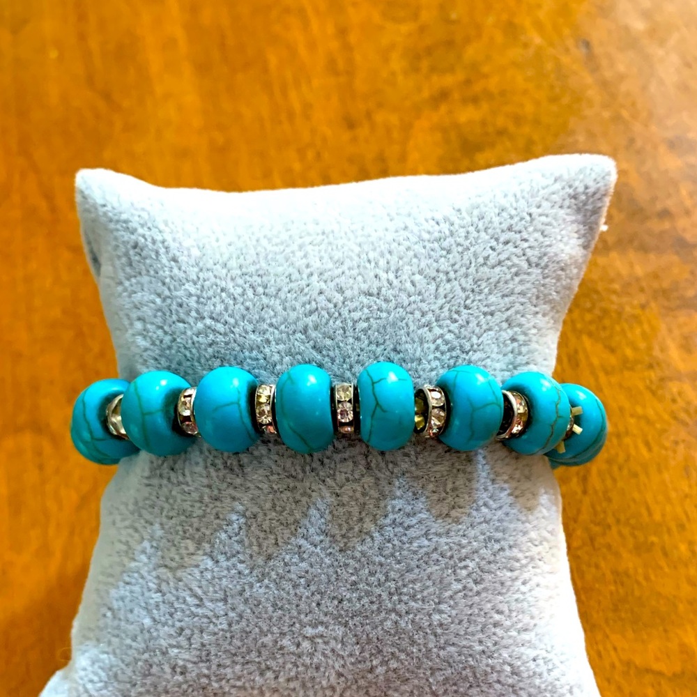Blue cat eye stone and crystal stretch bracelet, blue fashion bracelet